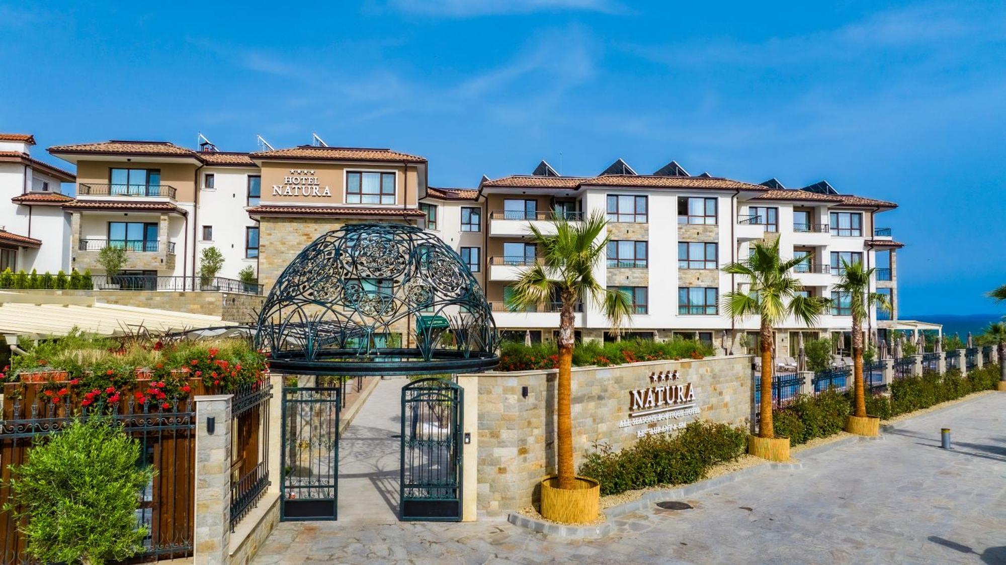 Natura All Seasons Boutique Hotel Burgas Exterior photo